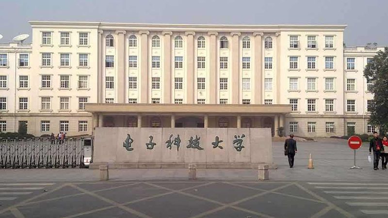 如何避免踩雷，选择电子代加工靠谱厂家？**