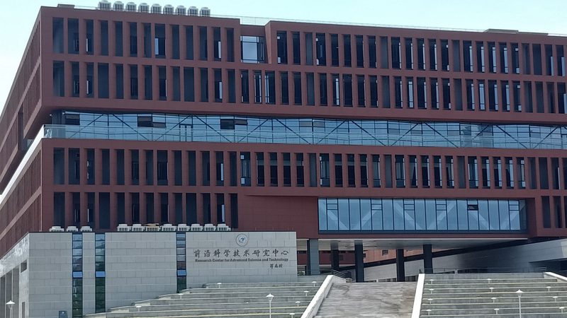 电子科技公司优缺点：揭秘行业背后的真相